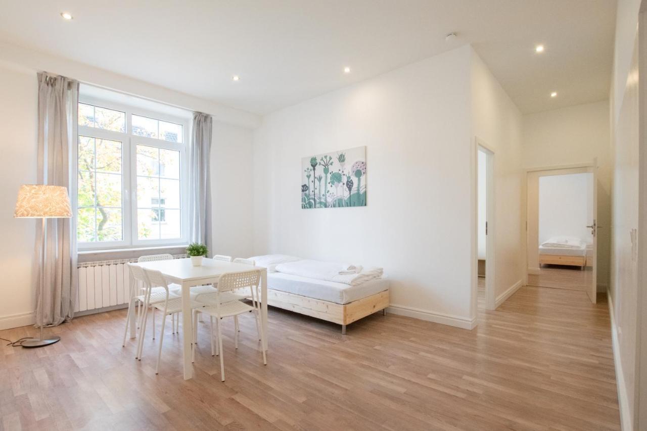 Raj Living - 1 Or 3 Room Apartments - 20 Min Messe Dus And Old Town Dus Düsseldorf Esterno foto