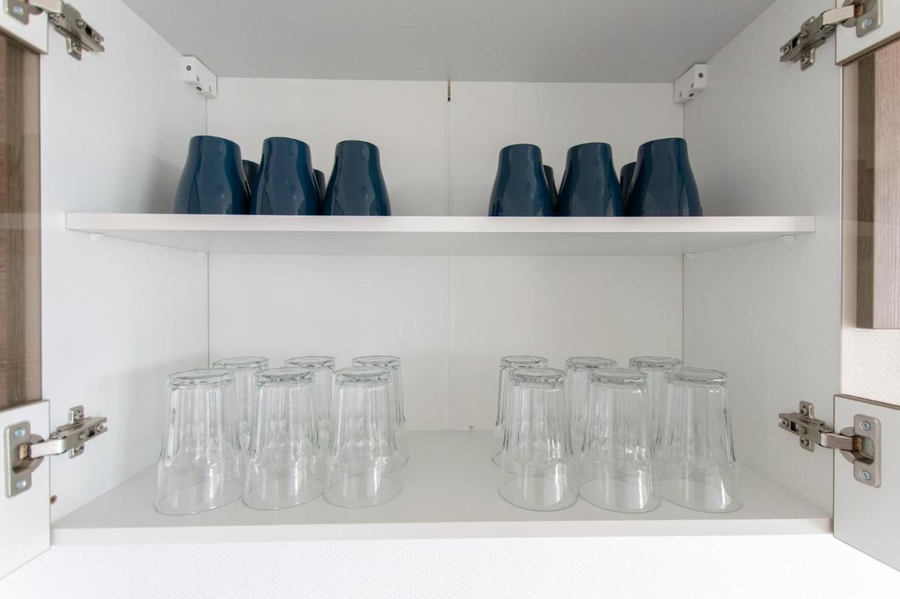 Raj Living - 1 Or 3 Room Apartments - 20 Min Messe Dus And Old Town Dus Düsseldorf Esterno foto