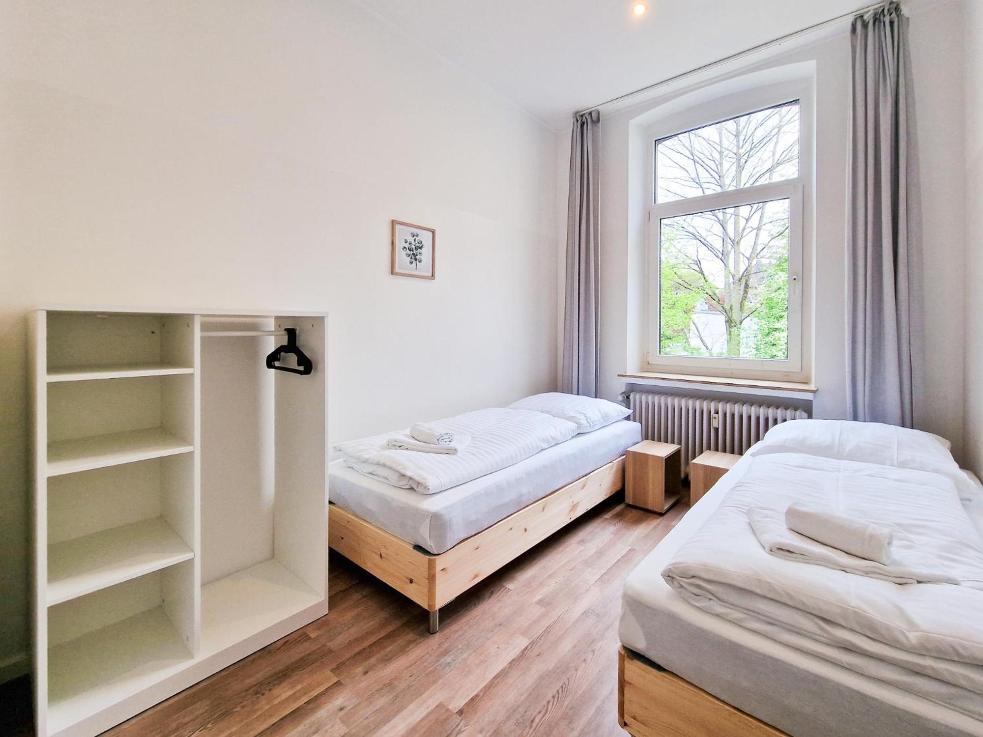 Raj Living - 1 Or 3 Room Apartments - 20 Min Messe Dus And Old Town Dus Düsseldorf Esterno foto